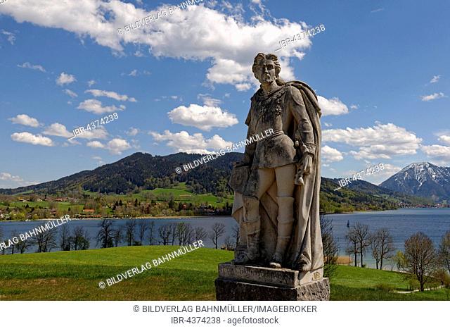 Monument, King Ludwig II of Bavaria, Gut Kaltenbrunn, Tegernsee lake behind, Upper Bavaria, Bavaria, Germany