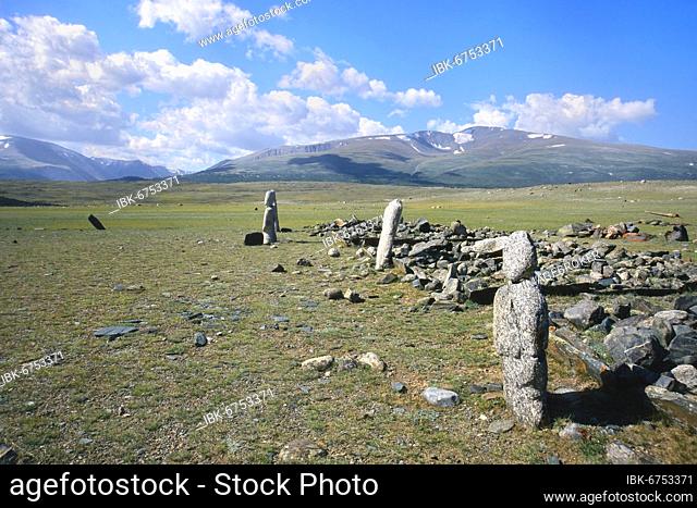 Stone stele of a Turkic warrior or Balbal, Sagsai river prehistoric burial site, Altai Mountains, Bayan-Olgii Province, Mongolia, Asia