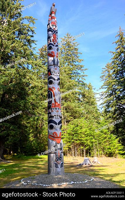 Gwaii Haanas Legacy Pole by Jaalen Edenshaw, at Windy Bay, Gwaii Haanas National Park Reserve, Haida Gwaii, Formerly known as Queen Charlotte Islands