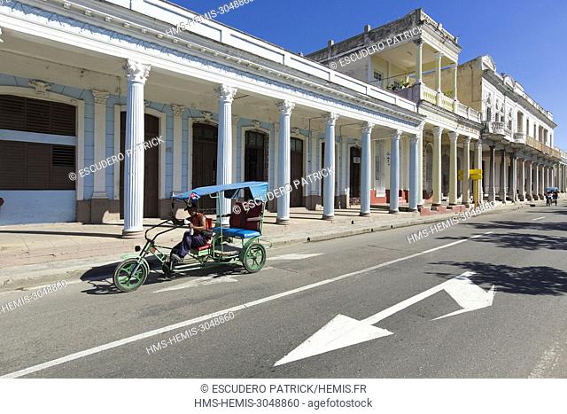 Cuba, Cienfuegos province, Cienfuegos, historical center listed as World Heritage by UNESCO, rickshaw bicitaxi on Prado Avenue
