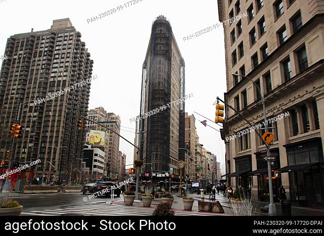 PRODUCTION - 14 March 2023, USA, New York: The partially scaffolded Flatiron Building in Manhattan's Flatiron District, named after it