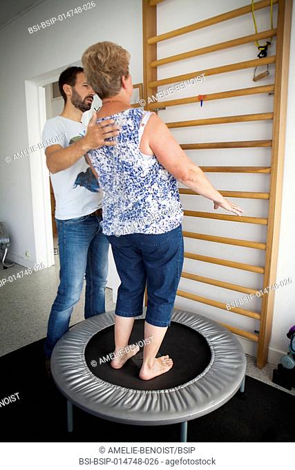 Reportage on a physiotherapist who practices vestibular rehabilitation on patients who are suffering from vertigo and/or balance disorders