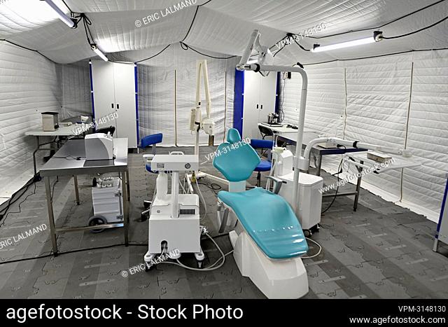 Illustration picture shows a visit to a new field hospital, at Kamp Beverlo in Leopoldsburg, Thursday 02 December 2021. The field hospital was completed in...