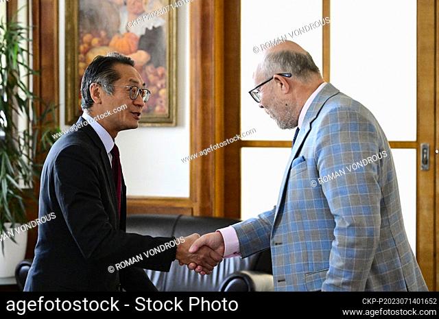 From right Czech Deputy Prime Minister and Minister of Health Vlastimil Valek and Representative of the Taipei Economic and Cultural Office in Prague Liang Ruey...