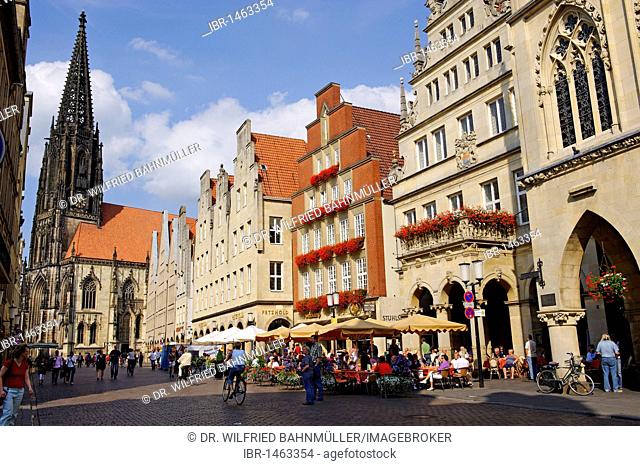 Prinzipalmarkt square with Saint Lamberti church, Muenster, North Rhine-Westphalia, Germany, Europe