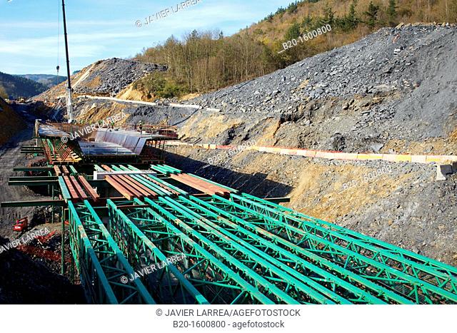 Construction of viaduct, Works of the new railway platform in the Basque Country, High-speed train  'Basque Y'  Legorreta, Ikaztegieta, Gipuzkoa, Basque Country