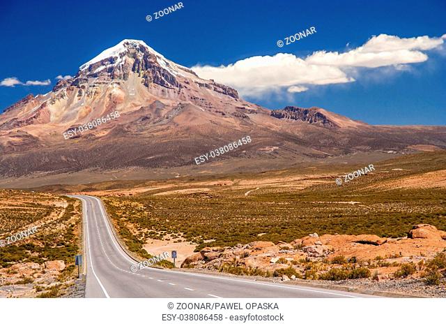 Road to Nevado Sajama