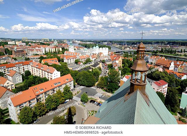 Poland, Western Pomerania, Szczecin, view of the city and the harbor from the roof of the cathedral of Saint Jacques