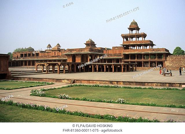 Mughal architecture, Panch Mahal, five storeyed pavillion, Fatehpur Sikri, Agra, Uttar Pradesh, India