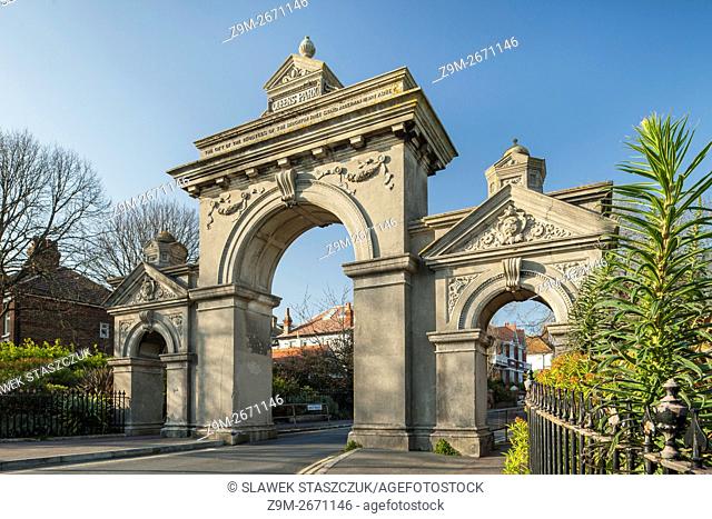 Egremont Gate leading to Queen's Park in Brighton, East Sussex, England