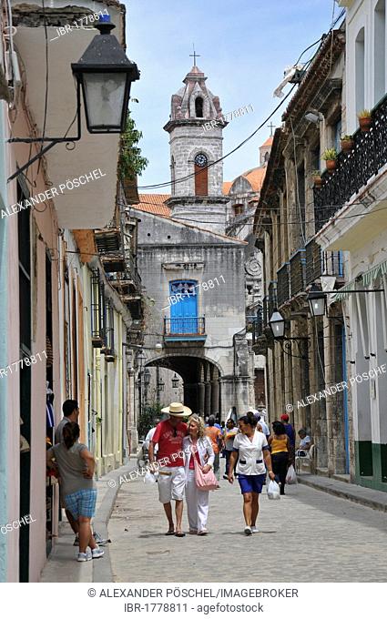 View towards Plaza de la Catedral square, Calle San Ignacio street, Havana, historic district, Cuba, Caribbean, Central America