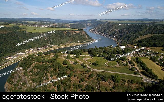 26 May 2020, Rhineland-Palatinate, St. Goarshausen: Bird's eye view of the Middle Rhine Valley around the Loreley Rock (aerial photo taken with a drone)