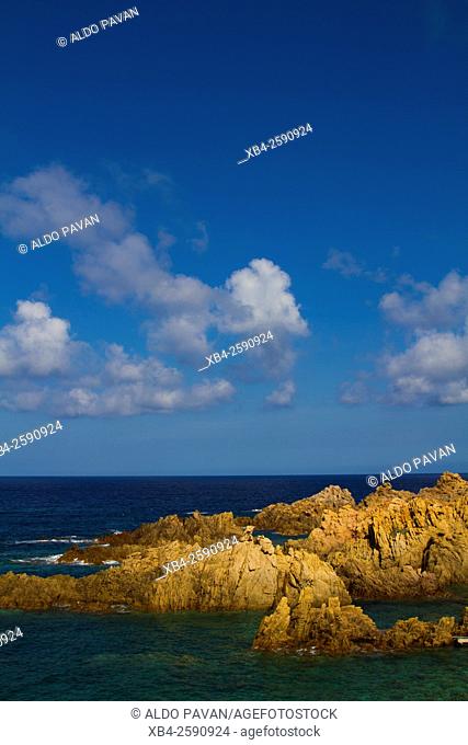 Cala Rossa, sea and red rocks, Isola Rossa, Sardinia, Italy