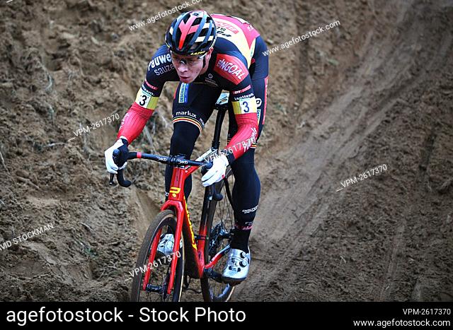 Belgian Laurens Sweeck pictured in action during the men Elite race of the seventh stage (out of eight) in the World Cup cyclocross