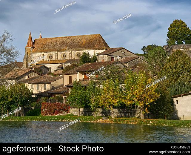 Lauzun Lake with St Etienne Church, Lauzun, Lot-et-Garonne Department, Nouvelle Aquitaine, France