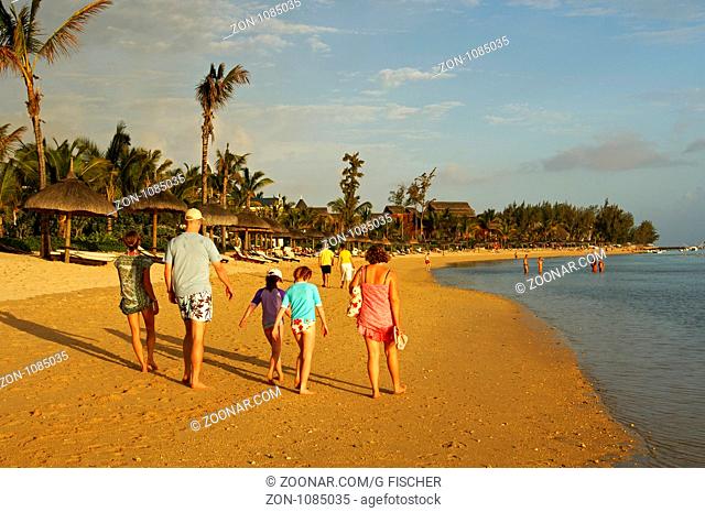 Am Strand des Indischen Ozeans, Hotelanlage Le Telfair, Bel Ombre, im Süden von Mauritius / On the beach of the Indian Ocean, holiday resort Le Telfair
