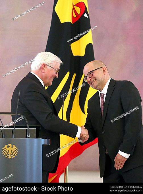 03 June 2022, Berlin: Federal President Frank-Walter Steinmeier (l) appoints Heinrich Amadeus Wolff as a judge of the Federal Constitutional Court as part of a...
