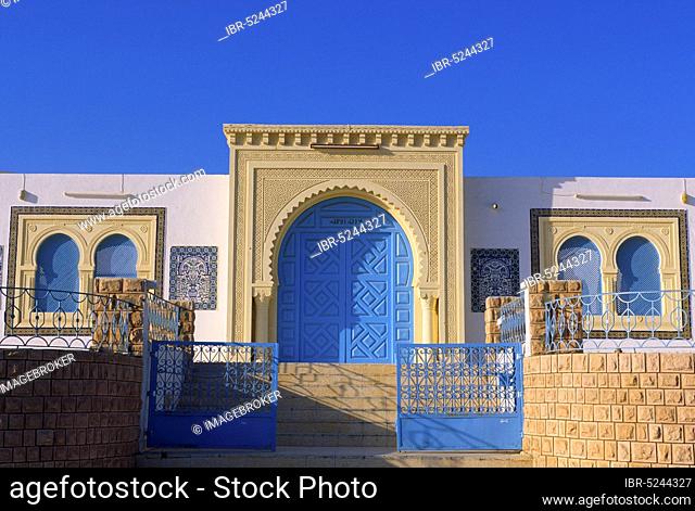 Mosque in Zarzis, Zarzis Oasis near Djerba, Tunisia, Africa