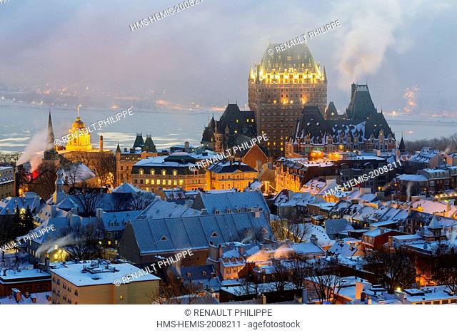 Canada, Quebec province, Quebec City in winter, the Upper Town of Old Québec declared a World Heritage by UNESCO, sunrise in the winter fog