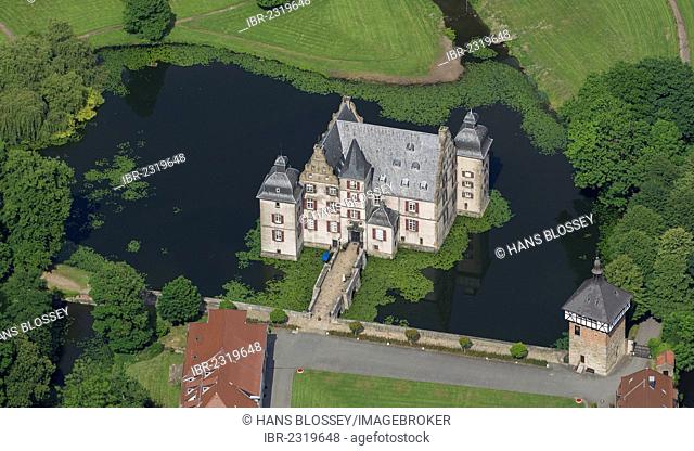Aerial view, Bodelschwingh moated castle, water ditch, Dortmund, Ruhr area, North Rhine-Westphalia, Germany, Europe
