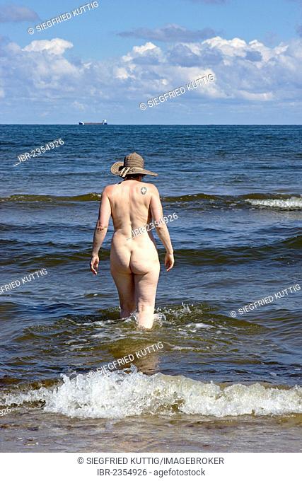 Woman at a nudist beach, Ahlbeck, Usedom Island, Mecklenburg-Western Pomerania, Germany, Europe