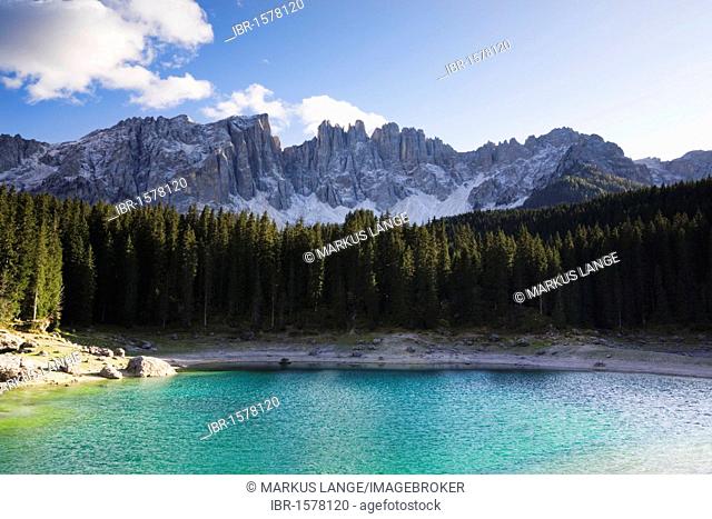Lake Carezza in front of Latemar Mountain, Dolomites, Trentino-Alto Adige, Italy, Europe