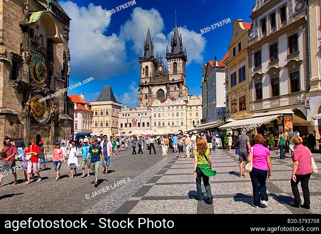 Astronomical clock on the Old Town City Hall and Tyn church, Staromestske Namesti (Old Town Square), Prague, Czech Republic, Europe