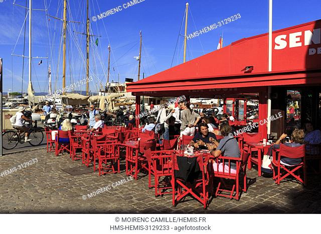 France, Var, Saint Tropez, quai Jean Jaures, coffee Senequier