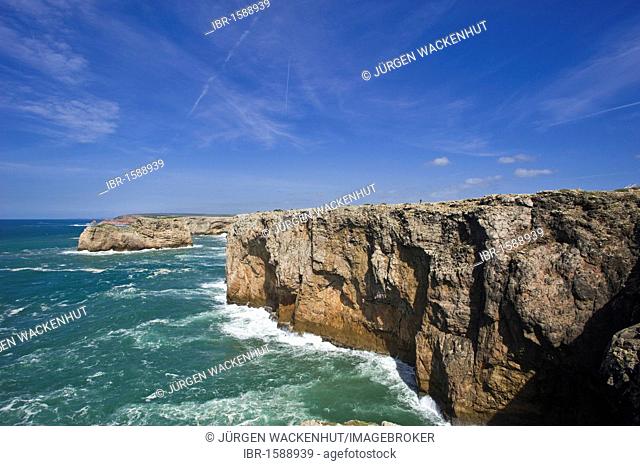Cliffs of Cabo de Sao Vicente, Sagres, Algarve, Portugal, Europe