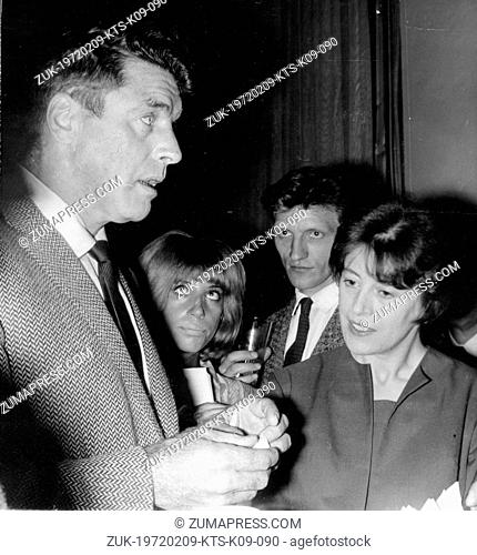 Aug. 12, 1963 - Paris, France - Actor BURT LANCASTER signs autographs at the Champs Elysees hotel before the premiere of the film, 'The Train