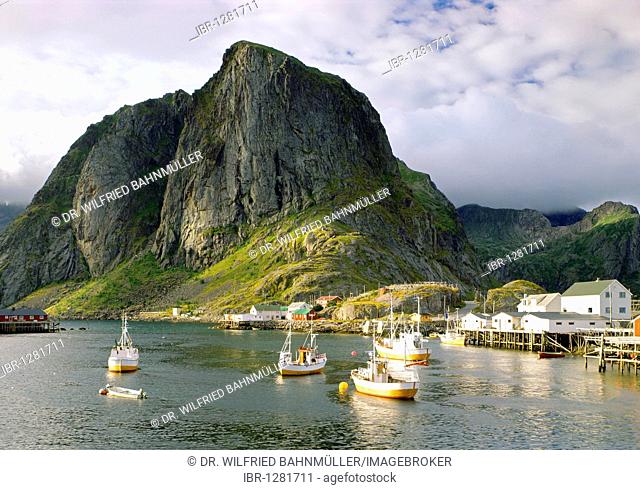 Harbor, Hamnoy, Lofoten, Norway, Scandinavia, Europe