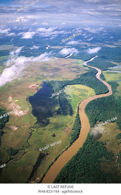 Aerial image of Yuruani River near Masu-paru-mota, Canaima National Park, UNESCO World Heritage Site, La Gran Sabana, Bolivar State, Venezuela, South America