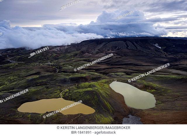 Lakes with different colours, Laugavegur hiking trail, Fjallabak Nature Reserve, Highlands of Iceland, Iceland, Europe