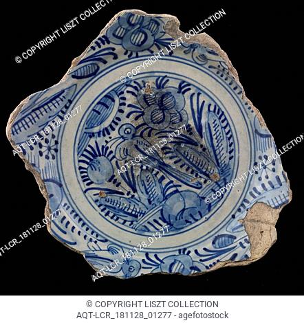 Fragment majolica dish, blue on white, Chinese inspired motif with birds and plants, plate dish crockery holder soil find ceramic earthenware glaze