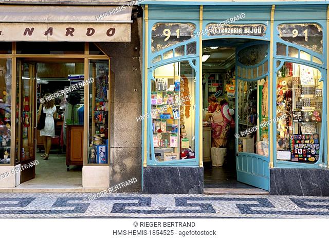 Portugal, Lisbon, Baixa pombalin district, shops in the rua da Conceicao