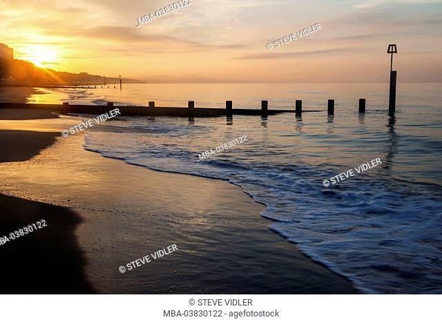England, Dorset, Bournemouth, Bournemouth Beach, Dawn