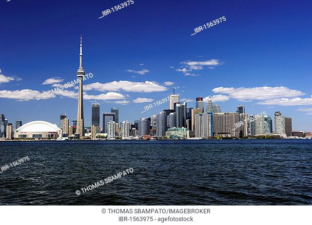 Skyline with Lake Ontario in the forefront, Toronto, Ontario, Canada