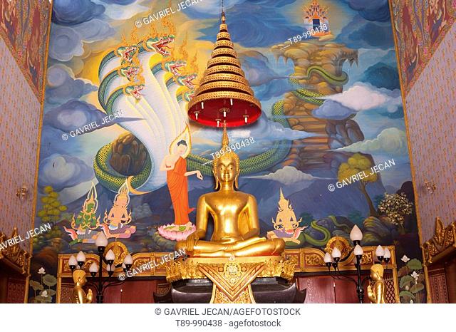Buddha statue and religios painting in Sang Arun Temple