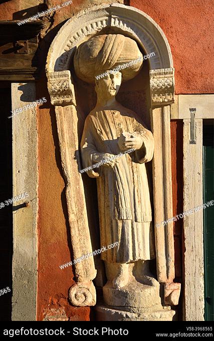 Italy, Unesco World Heritage Site, Venice, Cannaregio district, Fondamenta dei Mori, Statue of a ""moor""