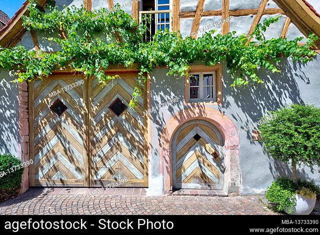 House facade, front door, half-timbering, Summer, Karlstadt am Main, Main-Spessart, Franconia, Bavaria, Germany, Europe