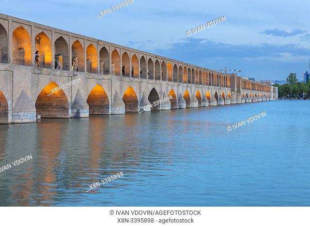 Si-o-se-pol, Allahverdi Khan Bridge at night, Zayanderud river, Isfahan, Isfahan Province, Iran