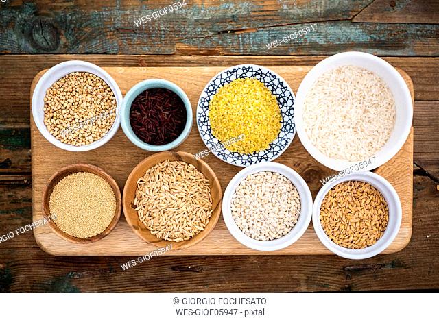 Buckwheat, red rice, bulgur, rice, amaranth, oats, barley and spelt