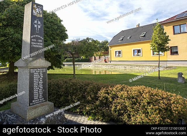 Chapel of St. Floriana, monument, memorial, World War I, pond, water, Truskovice, Vodnany. (CTK Photo/Marketa Hofmanova)