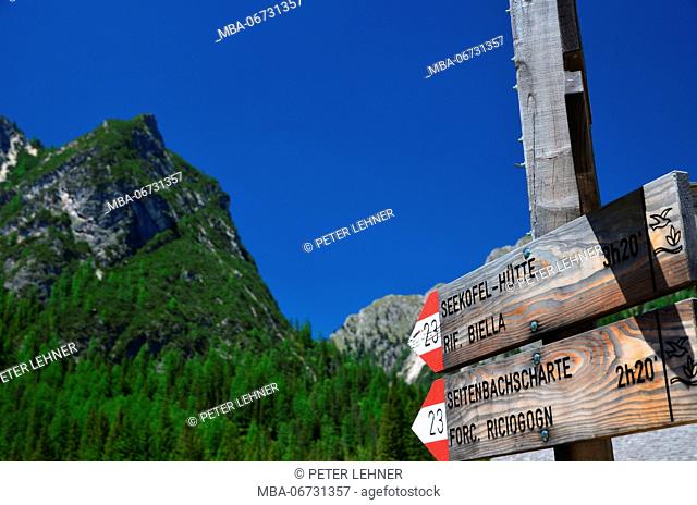 Signpost on the Pragser Wildsee / Lake Prags, Pustertal, Dolomites, South Tirol, Trentino, Italy