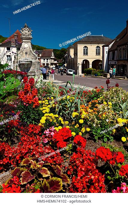 France, Val d'Oise, La Roche Guyon, labeled Les Plus Beaux Villages de France The Most Beautiful Villages of France
