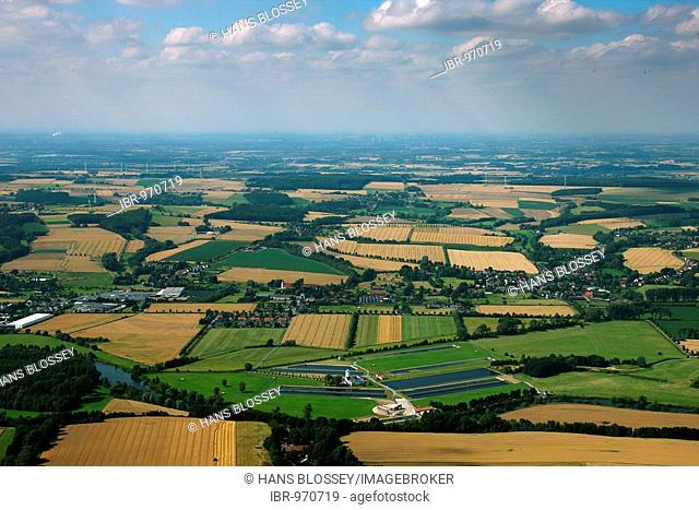 Aerial view, fields, Ruhrauen, Ruhrtal Valley, Warmen Waterworks, Froendenberg, Ruhr Area, North Rhine-Westphalia, Germany, Europe