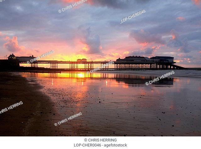 England, Norfolk, Cromer, Cromer Pier at sunset on the North Norfolk Coast