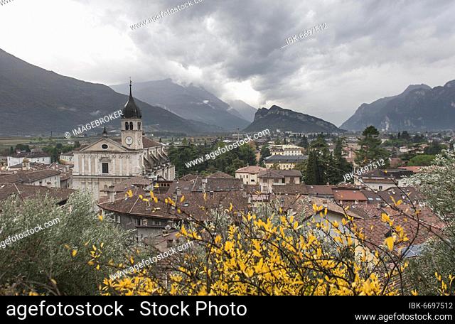 View of Arco with church Chiesa di Santa Maria Assunta, Arco, Arch, Province of Trento, Trentino, Italy, Europe