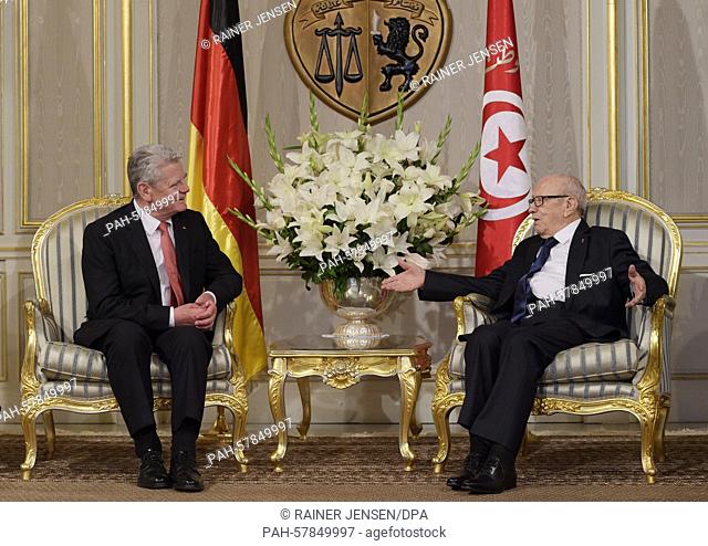 German President Joachim Gauck and the President of Tunisia Beji Caid Essebsi (R) during official talks in Tunis, Tunisia, 27 April 2015