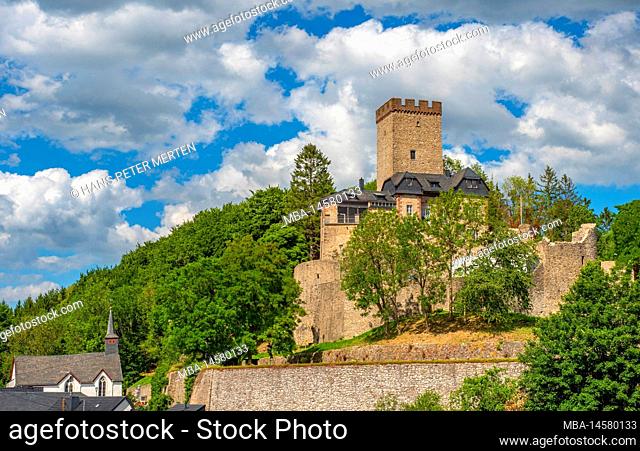 Kerpen Castle in Kerpen, Volcanic Eifel, Eifel, Rhineland-Palatinate, Germany